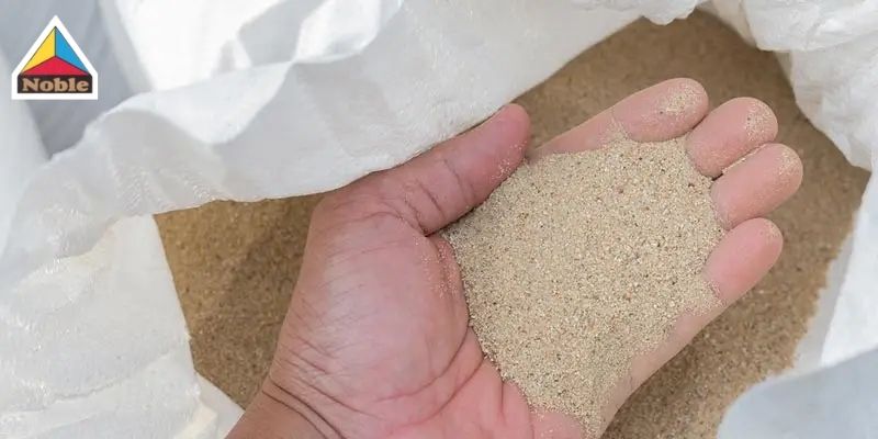 silica sand blasting